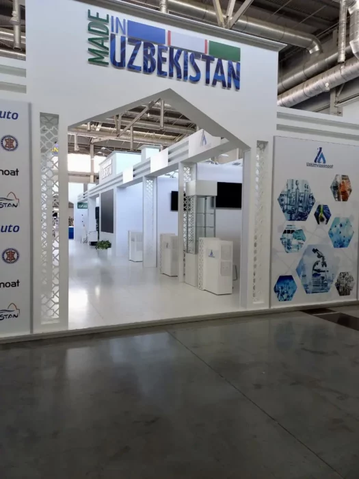 работа Узбекистан на выставке ИННОПРОМ. Екатеринбург 2022 11